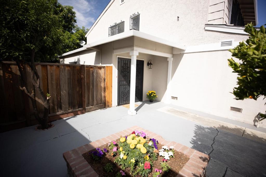 2869 Corda Drive