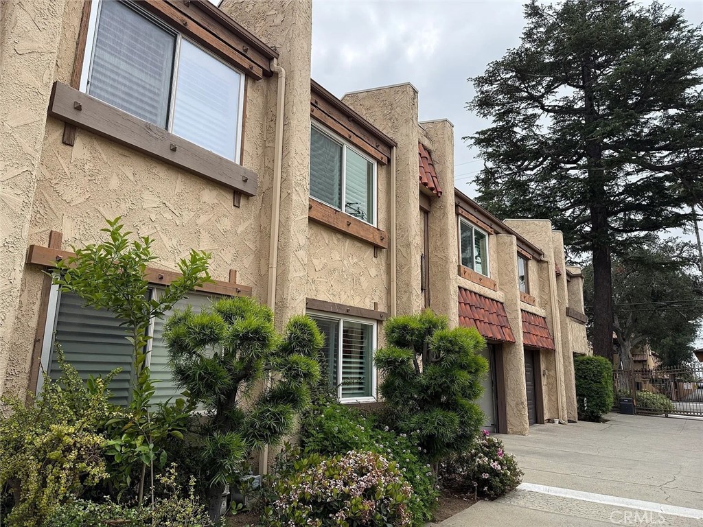 Beautiful 2 Story Town Home nested in a quite gated community in the City of San Gabriel, with close distance to the San Gabriel Country Club
This Townhome has just totally renovated with a nice kitchen, new bathrooms, new wood flooring and new paint etc., it features 3 bedrooms 3 baths ,excellent floor plan, and a good size garden with fruit trees. One car attached garage and one assigned detached parking space.