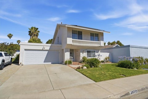 Photo of 25313 Via Calinda, Valencia, CA 91355 (MLS # SR26122745)