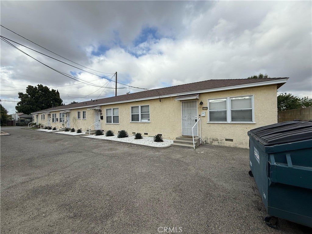 9719 Belmont