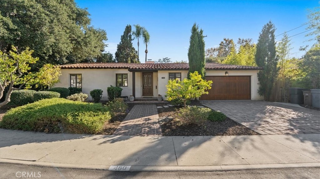 460 University Circle