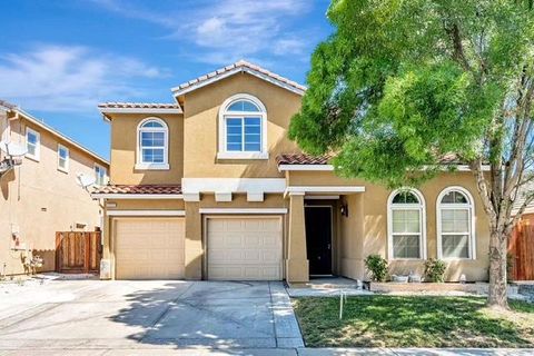 Photo of 5323 Gold Creek Circle, Discovery Bay, CA 94505 (MLS # ML82037534)