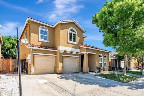 Tiny photo for 5323 Gold Creek Circle, Discovery Bay, CA 94505 (MLS # ML82037534)