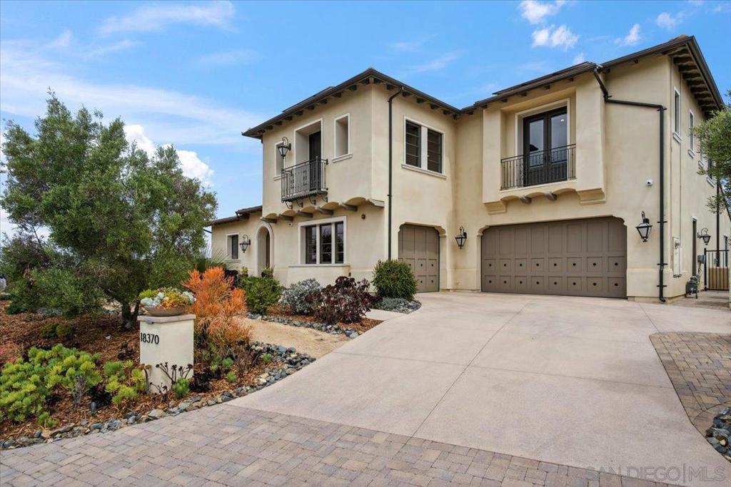 18370 Avenida Apice