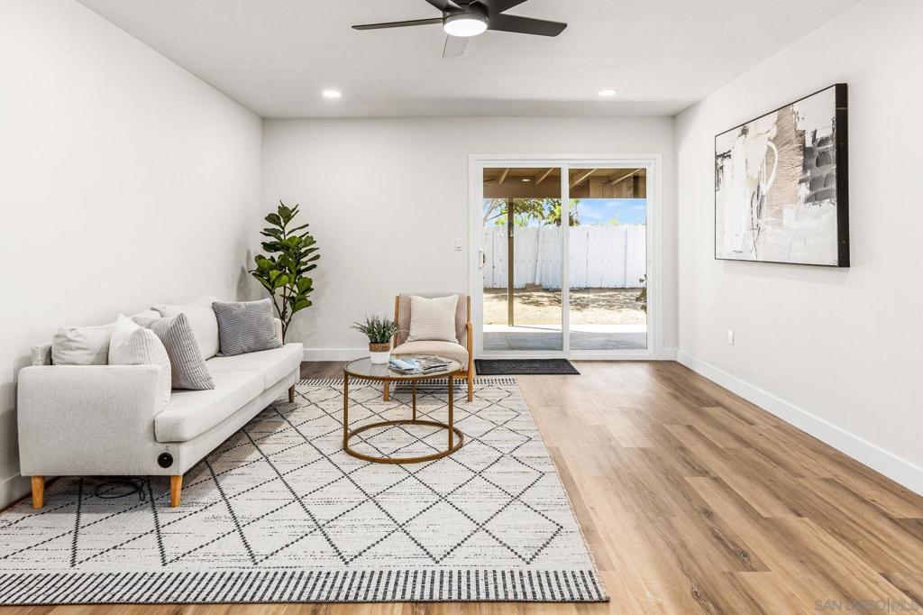 4137 Alana Cir N