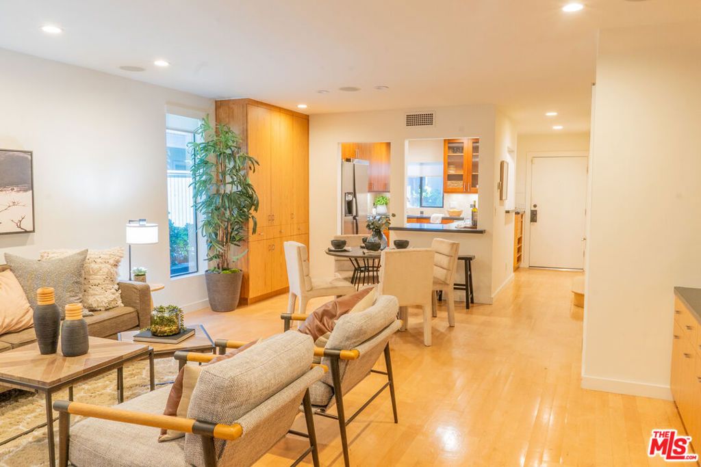 Photo of 880 Hilldale Avenue #10, West Hollywood, CA 90069 (MLS # 25579159)