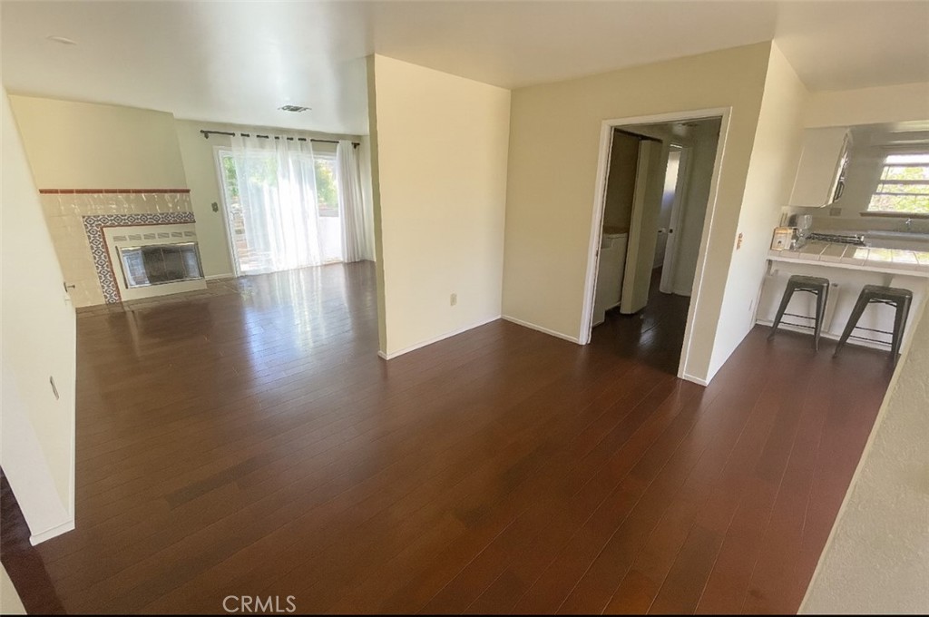 Properties 4 3279 Firtree Way