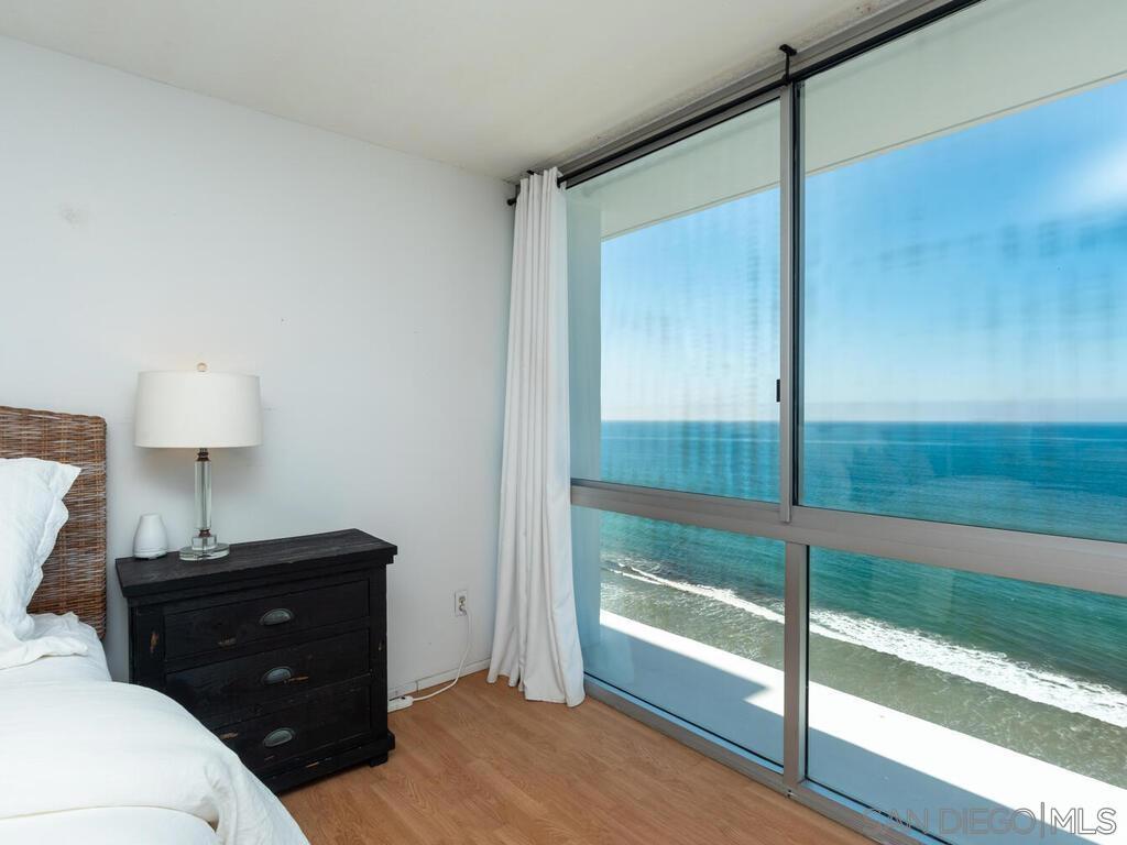 Coronado Shores - Residential