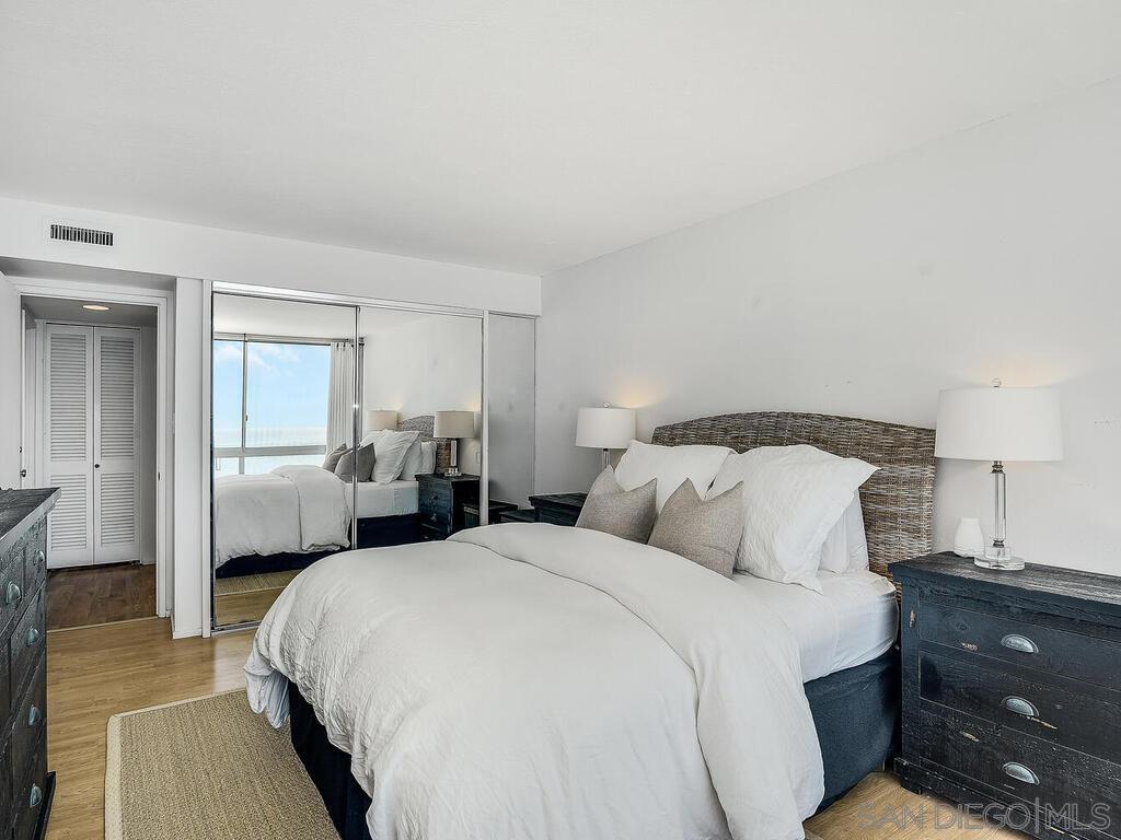 Coronado Shores - Residential