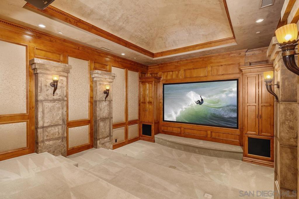 Rancho Santa Fe - Residential