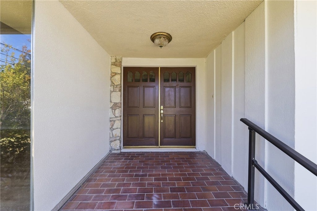 2031 Bella Vista Avenue