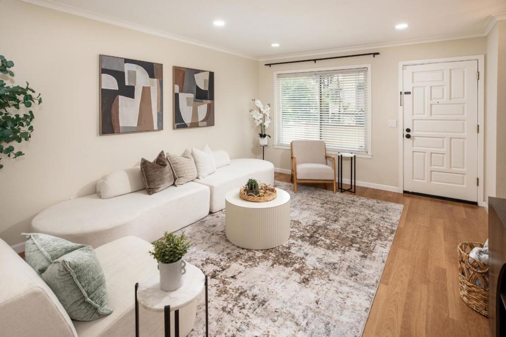 16137 Loretta Lane
