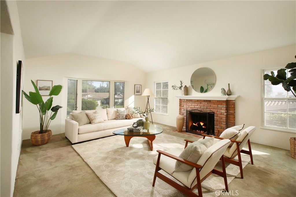 Photo of 1639 Thompson Ave, Glendale, CA 91201 (MLS # GD26090270)