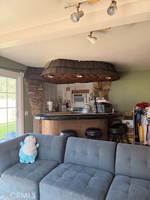 2403 W Almond