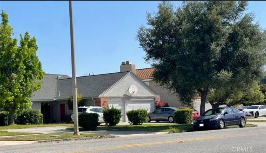 1229 W Olive