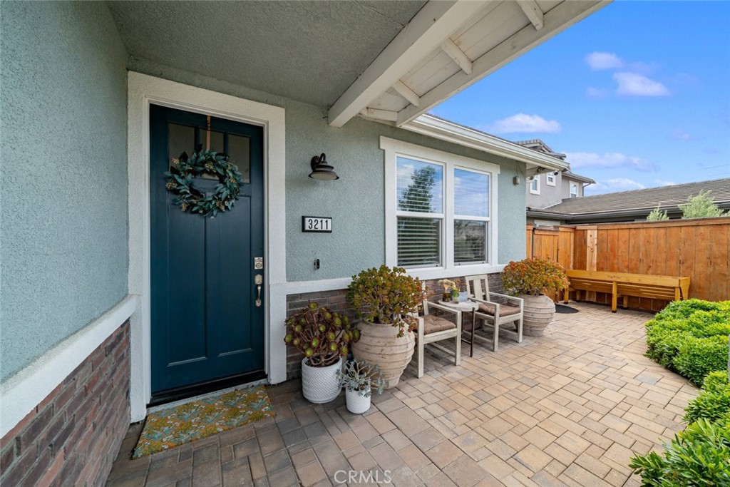 3211 Violet Street