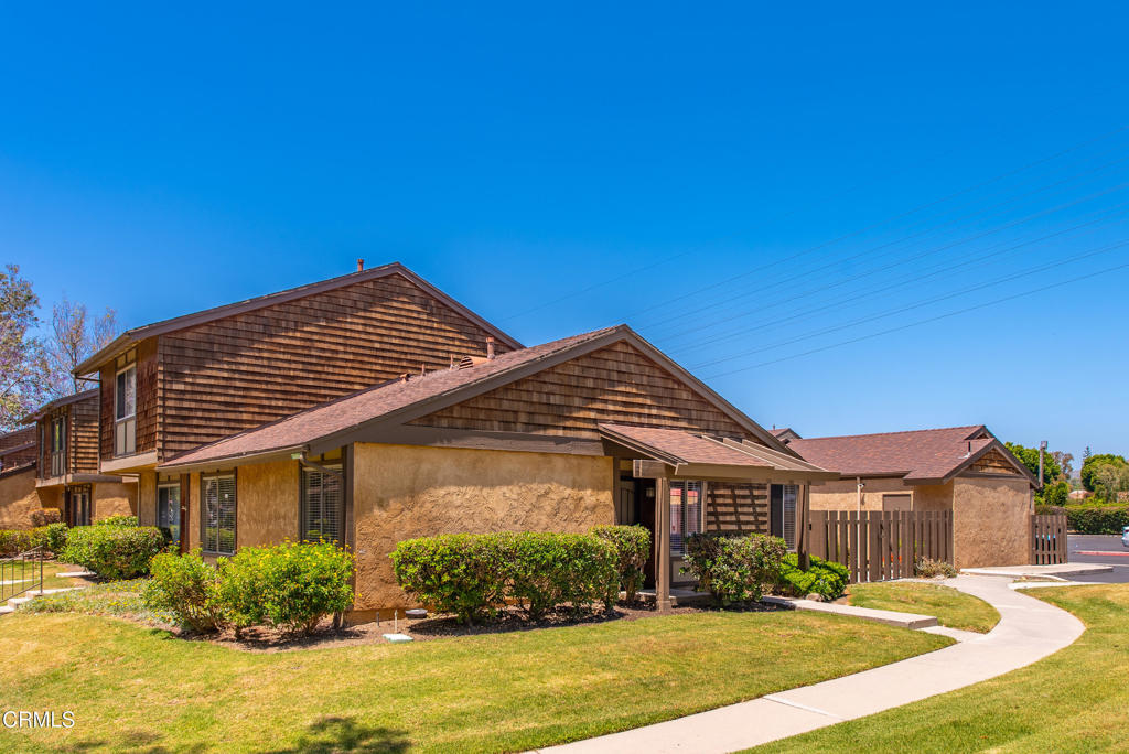 1528 Towhee Court