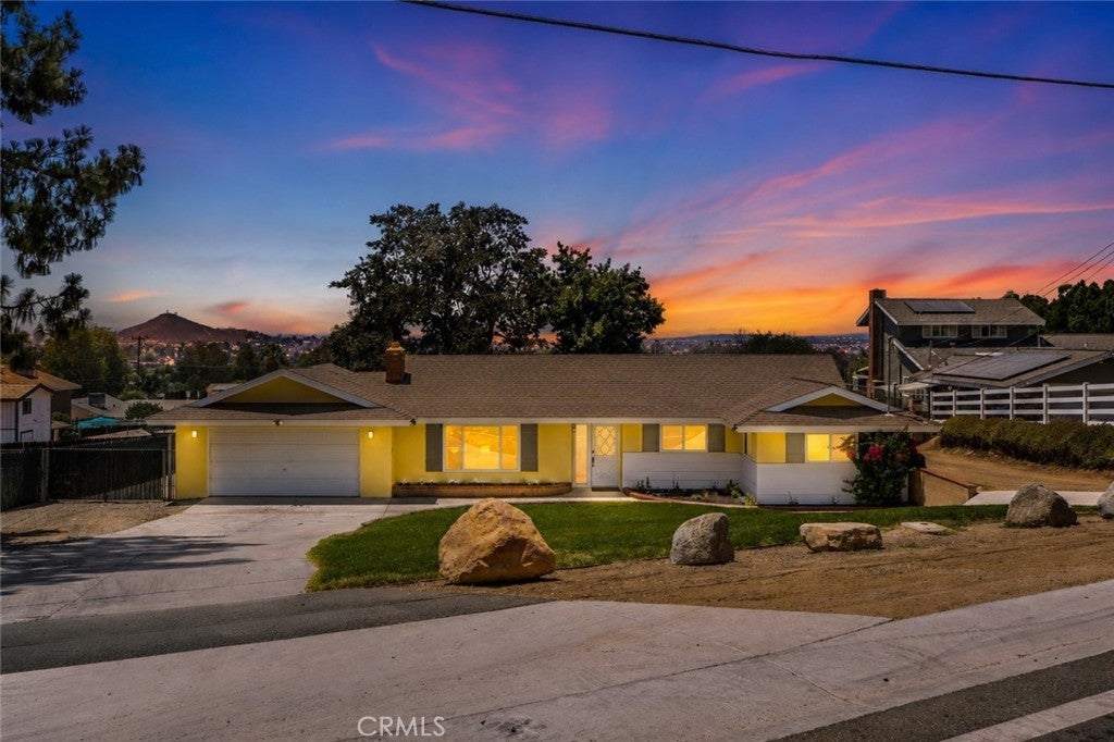 4430 Crestview