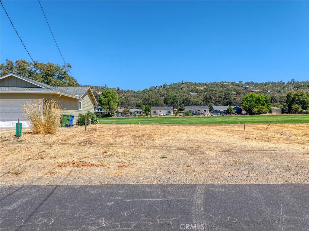 18860 Deer Hollow