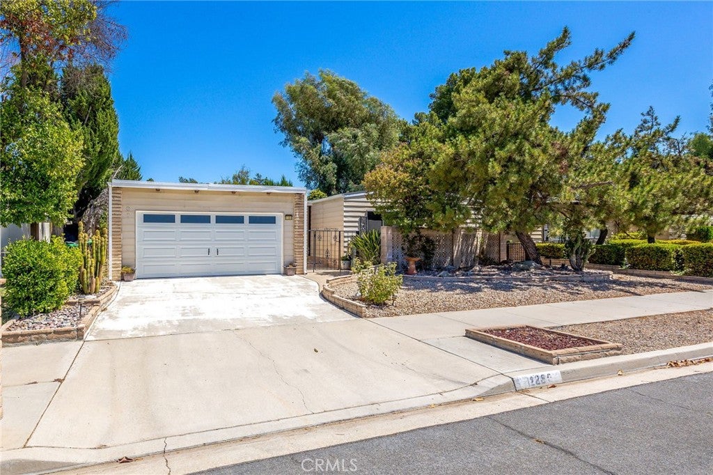 1280 Brentwood