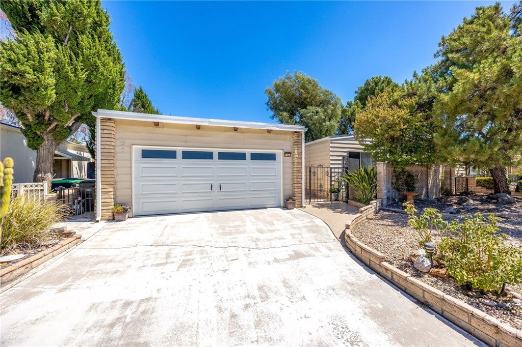 1280 Brentwood