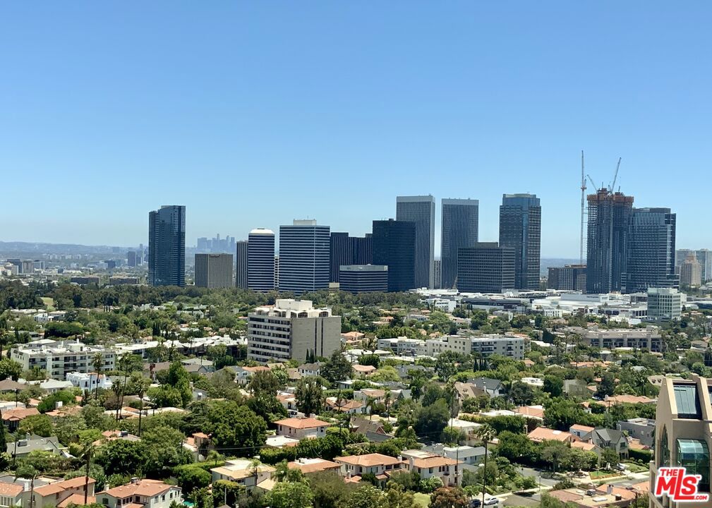 10501 Wilshire Boulevard 2206