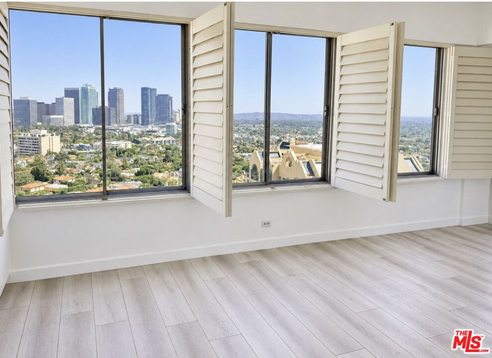 10501 Wilshire Boulevard 2206