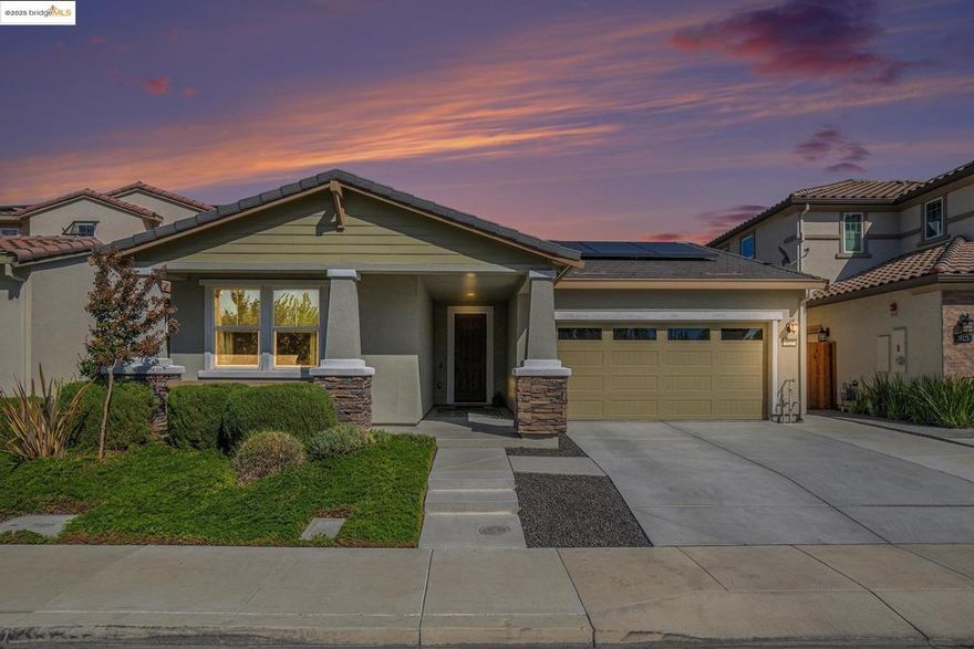 LOCATION, Location, LOCATION! Brentwood, Pulte, SINGLE STORY, NO HOA, Contemporary, Immaculate, 4 Bedrooms, 3 Full Baths, w/SOLAR. In Palmilla, on Quiet Street across from Marsh Creek & Marsh Creek Trail! Enjoy Views of Open Skies, Trees, WhiteEgrets/Herons/Ducks, Joggers, Walkers & Bicyclists. 3 Parks, and a Basketball Court! Near Quaint Downtown Brentwood, Farmer's Market, Grocery, Coffee & Bagel Shops, Boutique Shops, Movie Theatre, & Restaurants. Minutes to John Muir Medical, Kaiser, & Streets of Brentwood Premiere Shopping. There's a Primary Bedroom Wing, also a Jr. Bedroom Suite! Family Room, Dining Area, plus Flex Room/Lounge for additional Entertaining/Dining. Kitchen is equipped w/Quartz Counters, Gas Stovetop, Large Island, Breakfast Bar, & Pantry. New BeSpoke® Samsung Counter-Depth Refrigerator w/matching Ovens, Microwave & Dishwasher. Other Notables: Tankless Water Heater, Water Softener, Reverse Osmosis Drinking Water Filtration System, Whole House Fan, Ceiling fans, Custom Lined Drapes & Shades, Primary Bath has Oversized Tub, Frameless Glass Shower Stall, Upgraded Vanity w/Dual Sinks. Jr. Suite has Shower over Tub. Backyard: Plumbed for Gas, Stamped/Colored Concrete, Hot Tub, Privacy Shades/Umbrellas. Widened Driveway, Epoxied Garage Floor & Low Maintenance Yards.