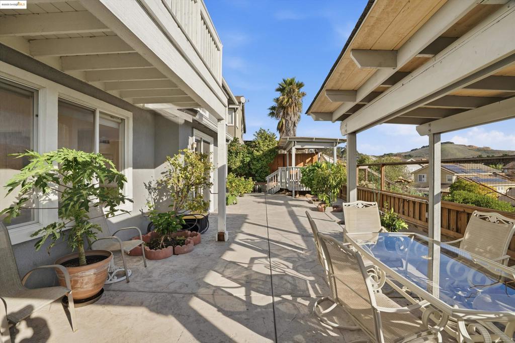 EAGLE RIDGE - Residential