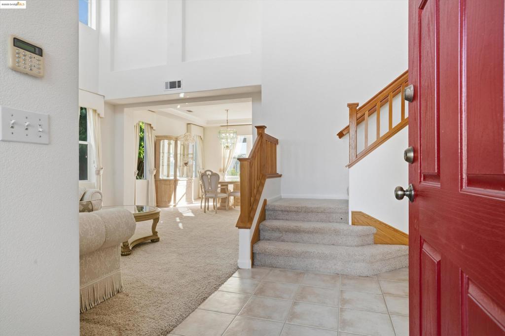 EAGLE RIDGE - Residential