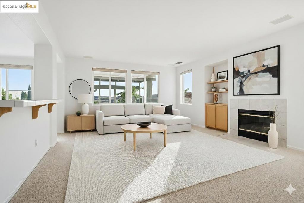 EAGLE RIDGE - Residential