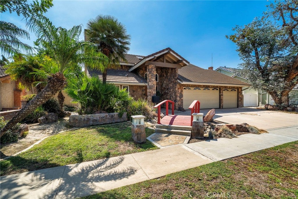 11302 Pennell Circle