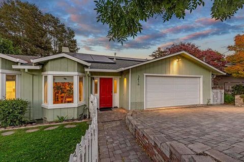 Photo of 3416 Plateau Drive, Belmont, CA 94002 (MLS # ML82026138)