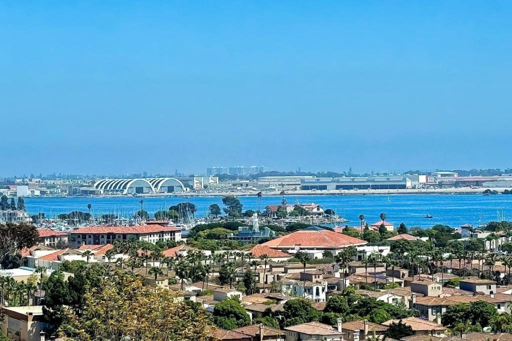 3115 Edith Ln
