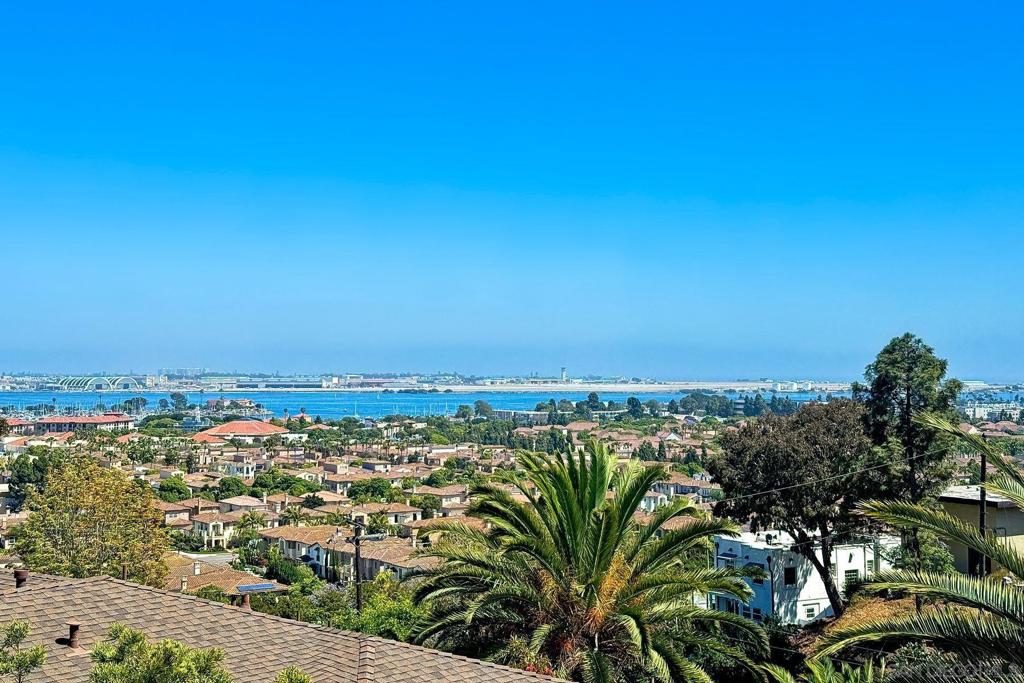 3115 Edith Ln