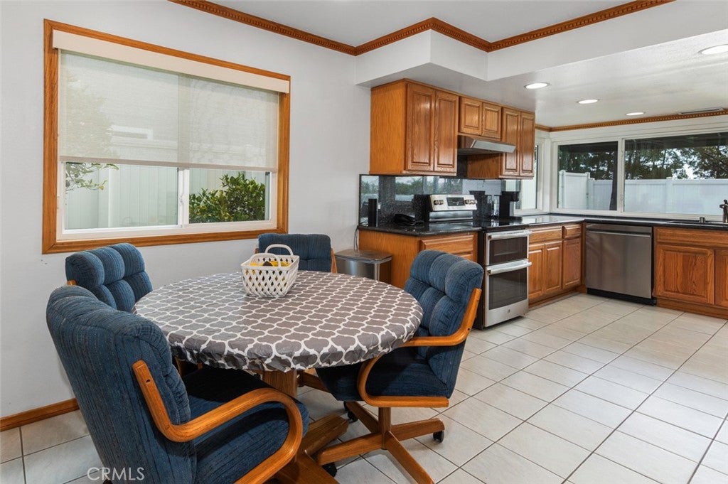 24672 Evereve Circle, Lake Forest CA 92630 - Photo 13