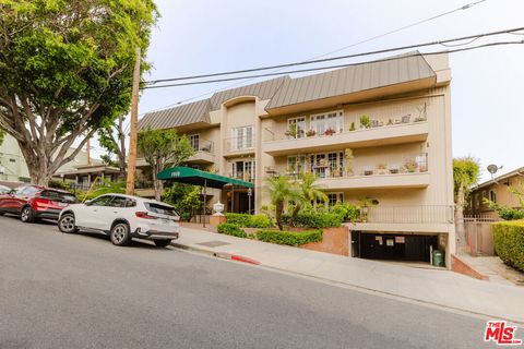 Photo of 1010 Palm Avenue #208, West Hollywood, CA 90069 (MLS # 26829105)