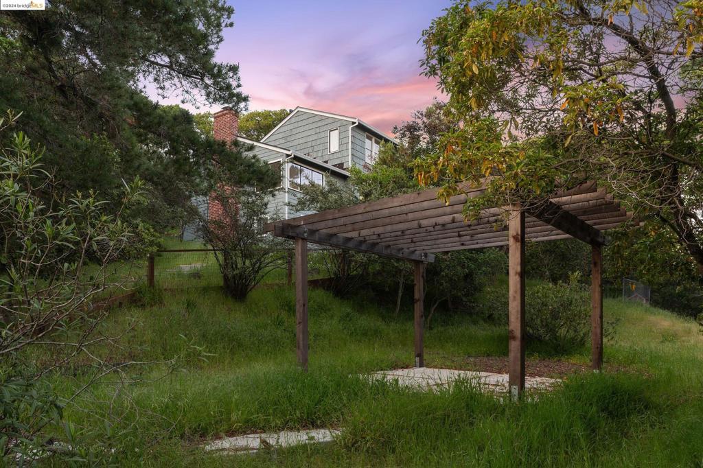 SEQUOYAH - Residential