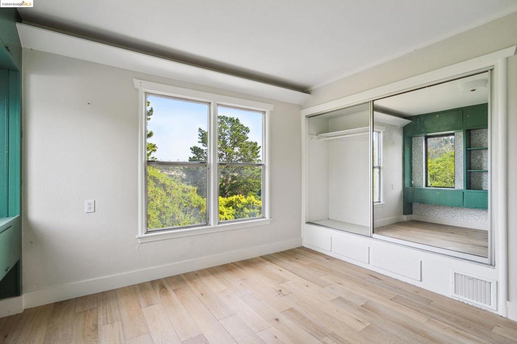 SEQUOYAH - Residential