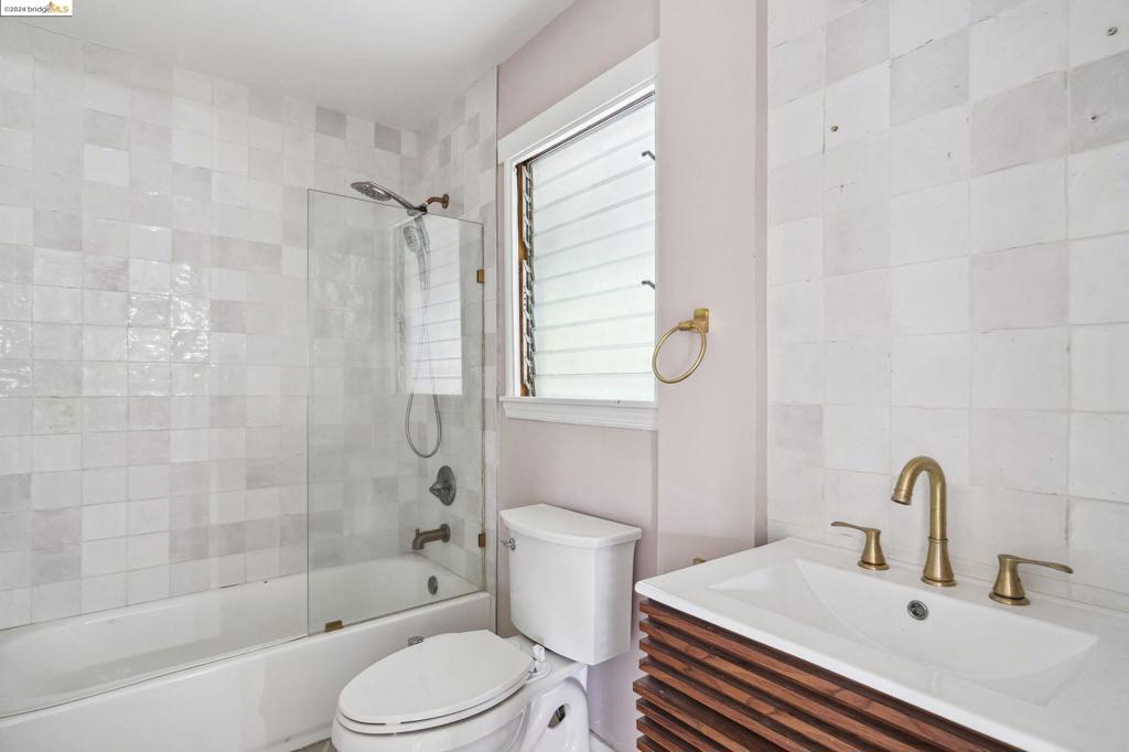 SEQUOYAH - Residential