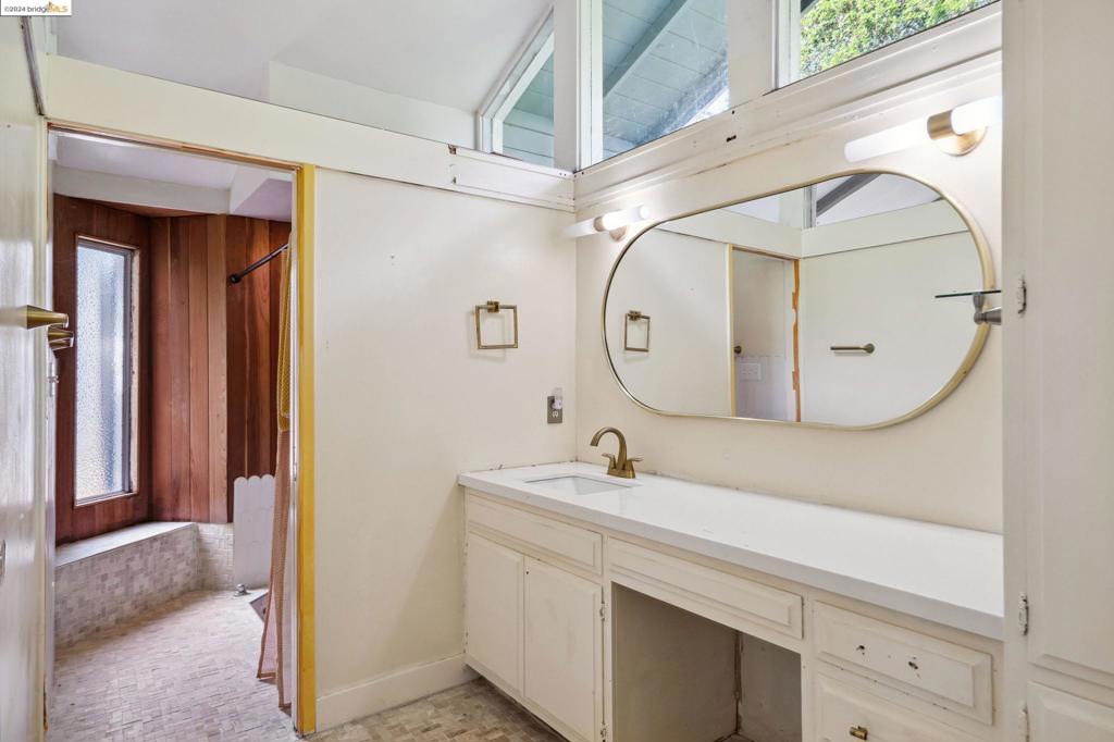 SEQUOYAH - Residential