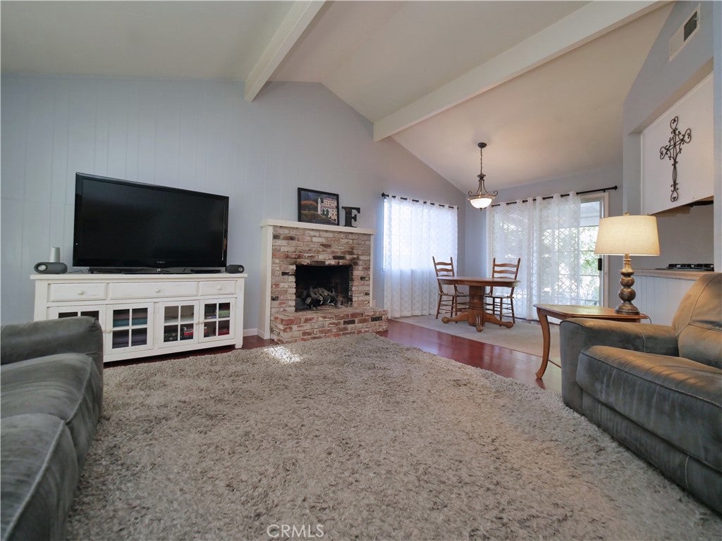 23276 cypress point