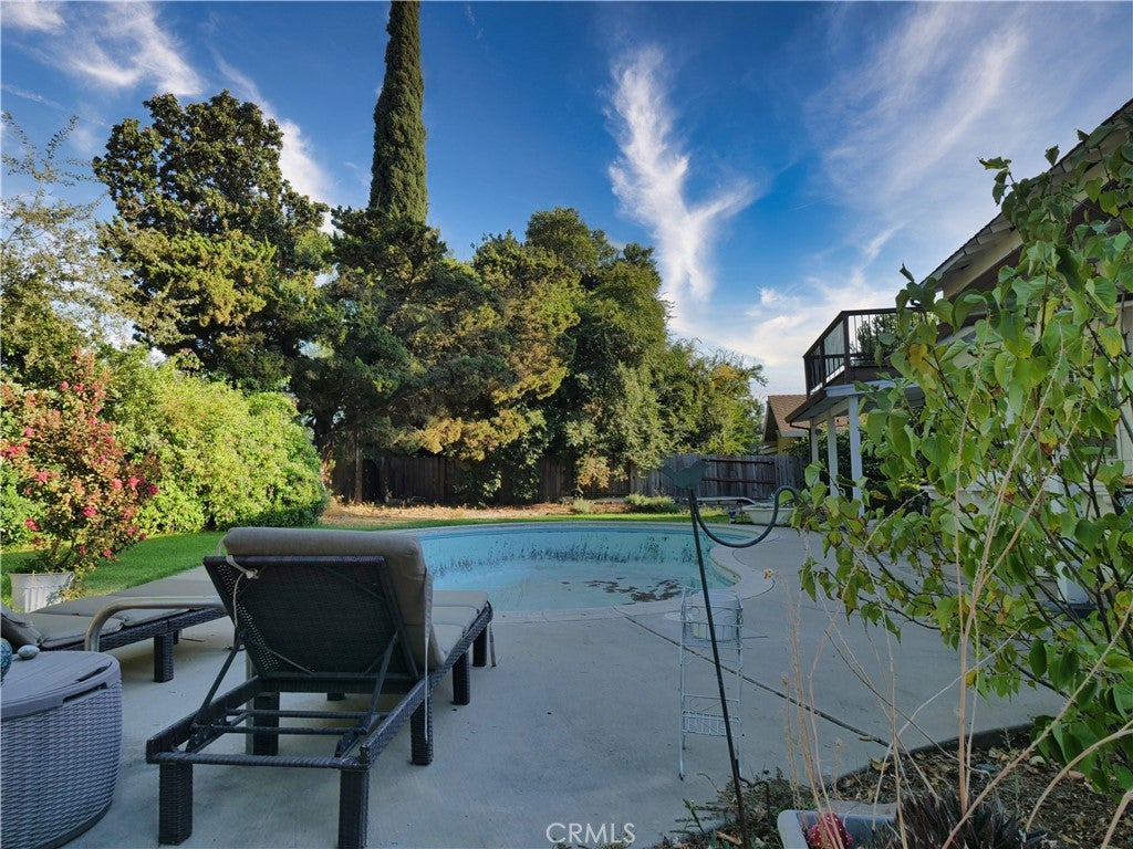 23276 cypress point