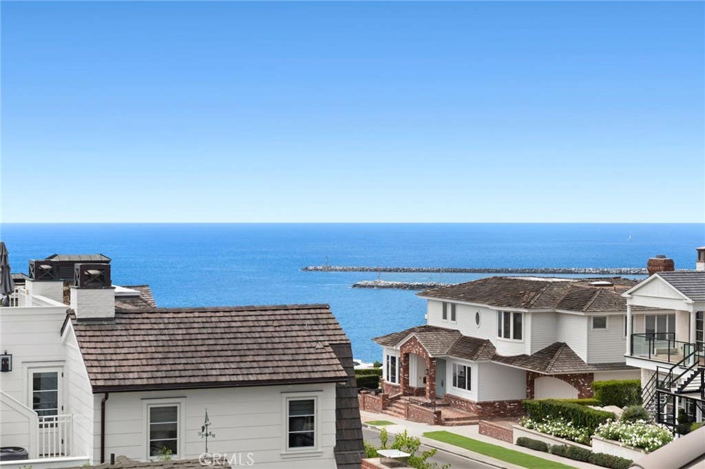 Photo of 222 Orchid Avenue, Corona Del Mar, CA 92625 (MLS # LG26073086)
