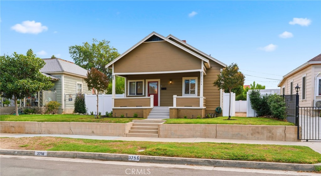 3756 Locust