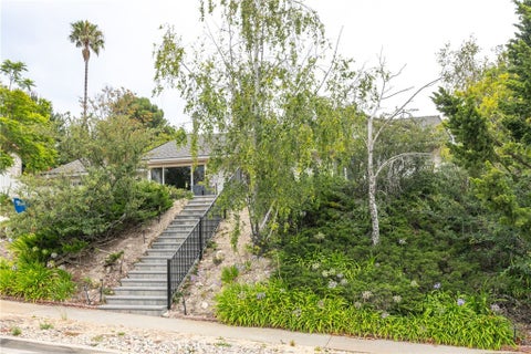 Tiny photo for 2378 Avenida Otono, Thousand Oaks, CA 91362 (MLS # SR26191709)