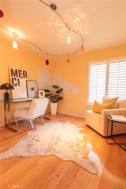 Tiny photo for 2378 Avenida Otono, Thousand Oaks, CA 91362 (MLS # SR26191709)