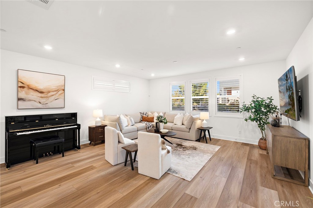 Solis Park - Residential