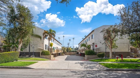Photo of 620 N Mar Vista AVE #6, Pasadena, CA 91106 (MLS # AR26149345)