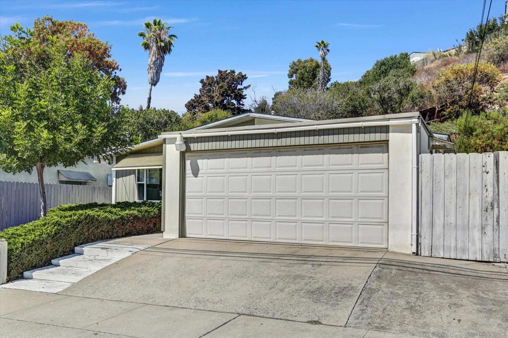 5556 Baja Drive